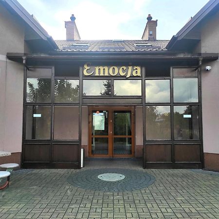 Pensjonat Emocja Leczna Ngoại thất bức ảnh
